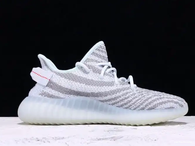 Yeezy B37571 Boost V2 Tint Blue Adidas 350 0520